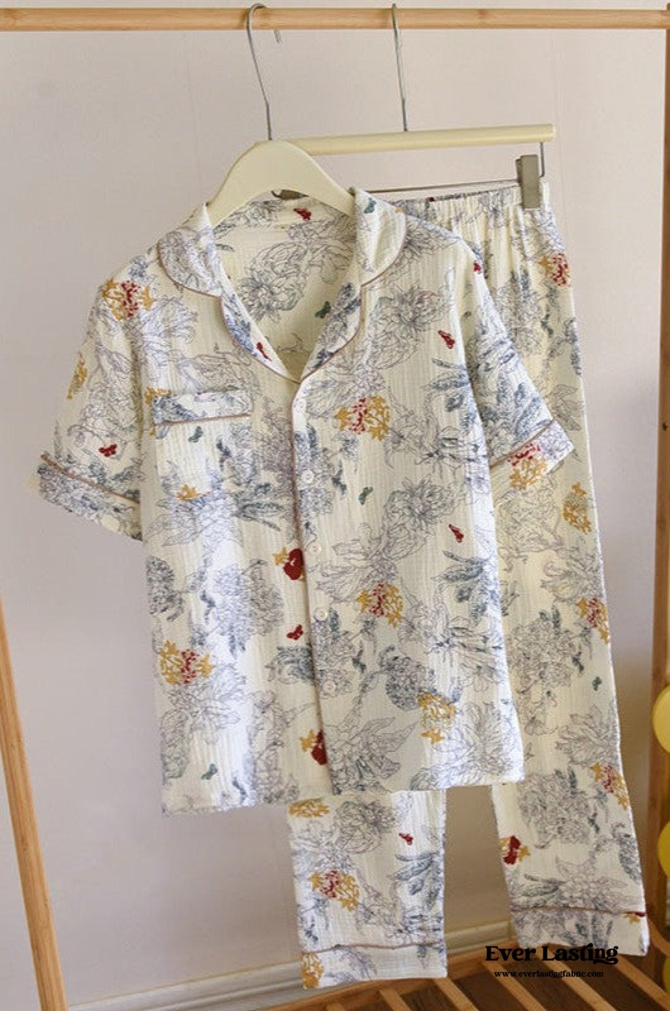 Floral Garden Short Sleeves and Pants Cotton Pajama Set / White