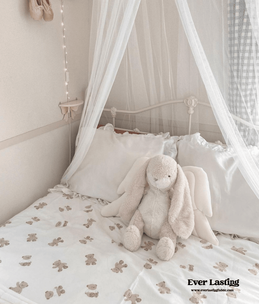 Teddy Duvet Cover / White + Beige