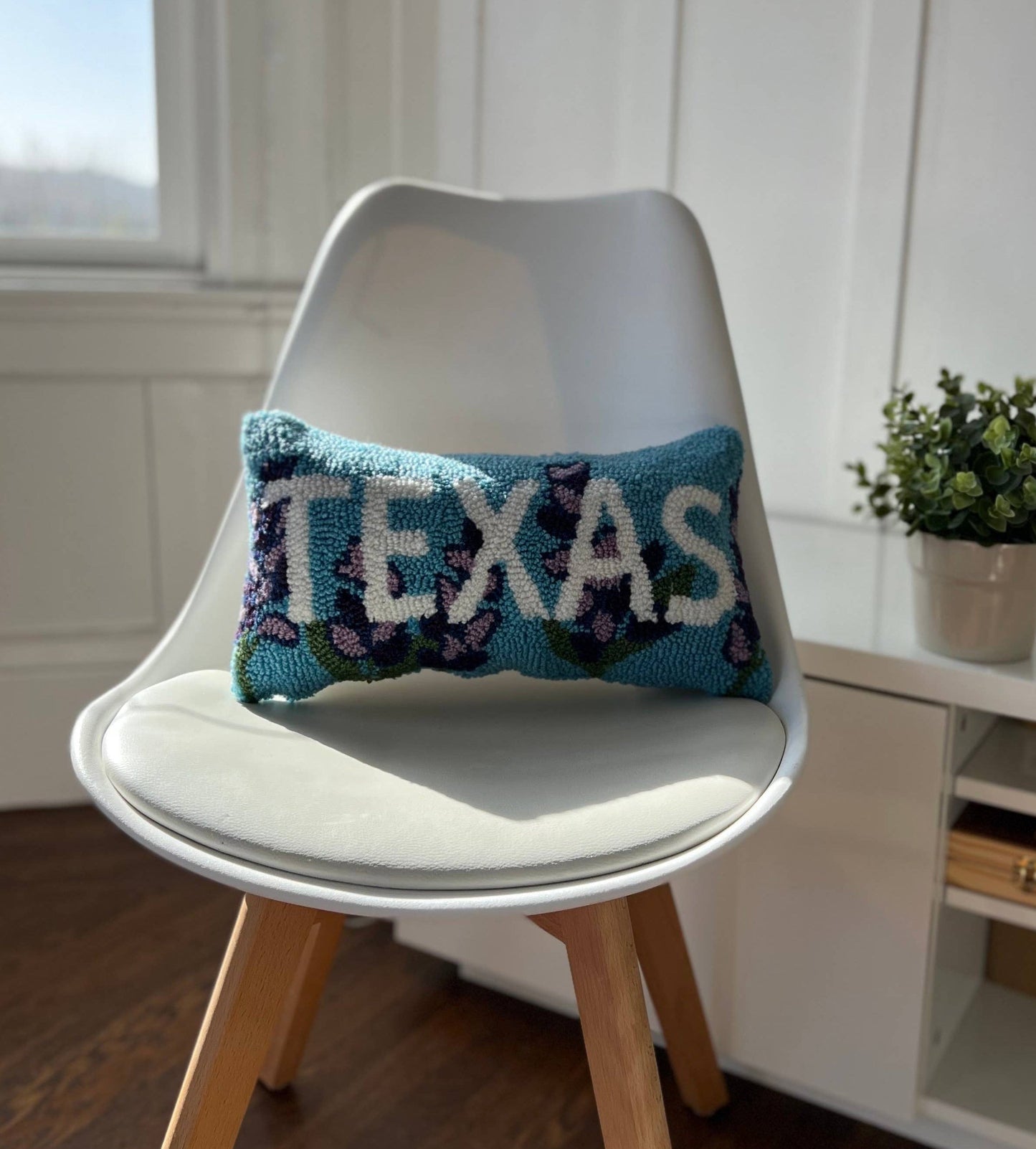 Texas Blue Bonnet Hook Pillow