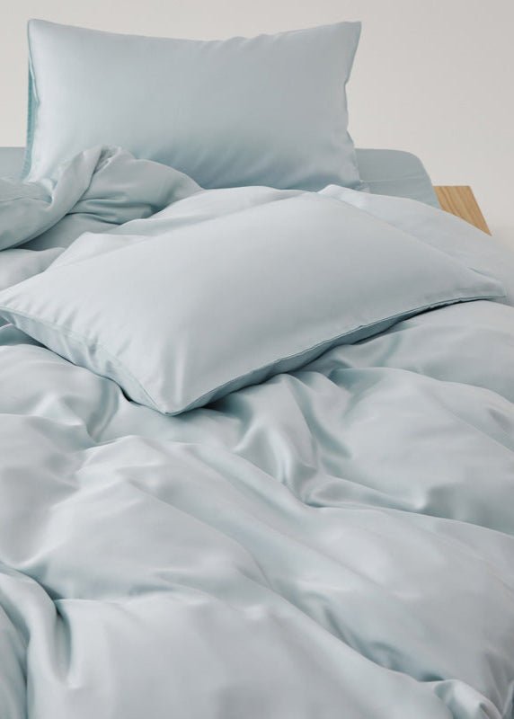 Adeline Pastel Silky Cooling TENCEL™ Bedding Set / Pink