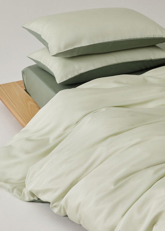 Adeline Pastel Silky Cooling TENCEL™ Bedding Set / Purple