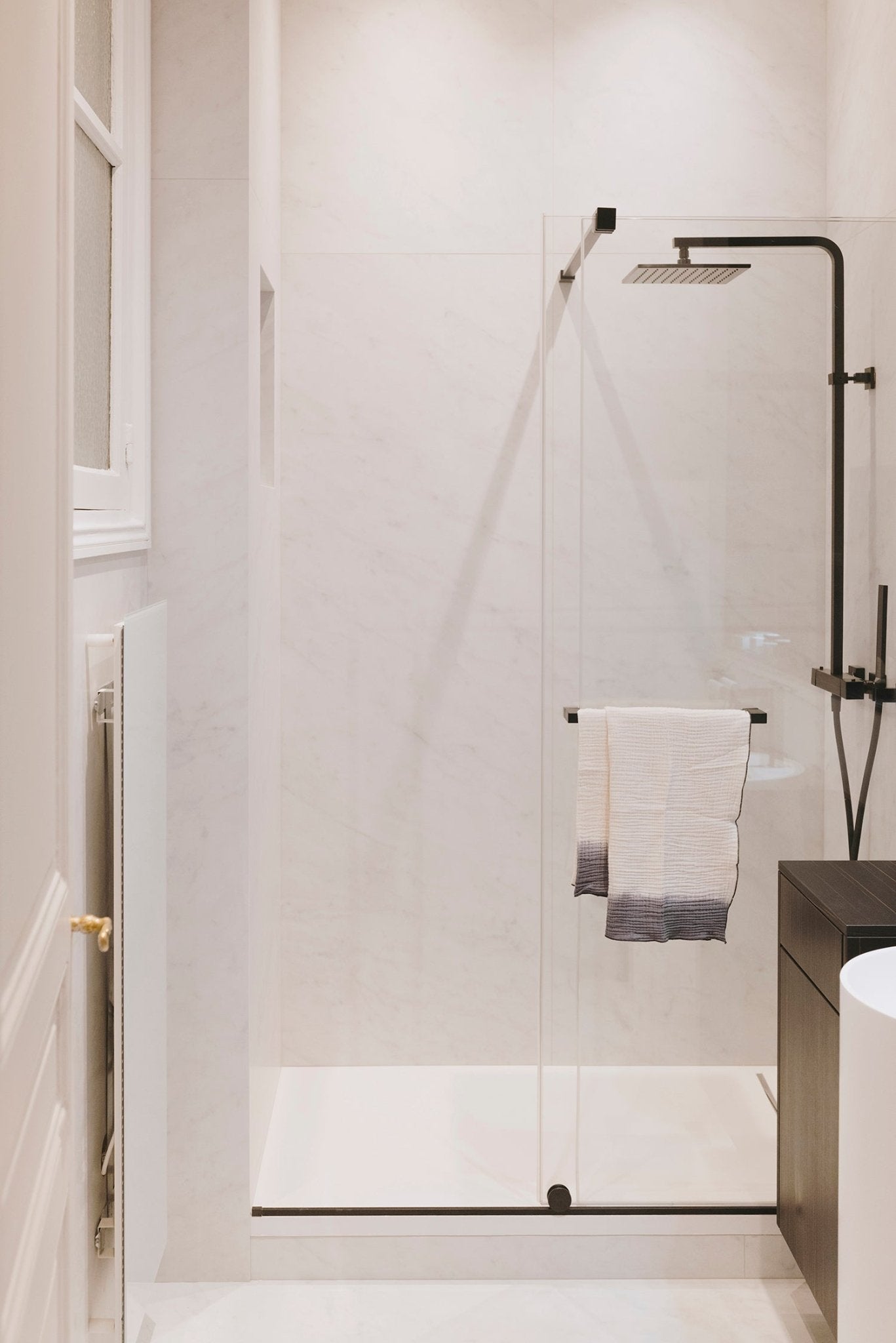 Blanco Carrara Neolith