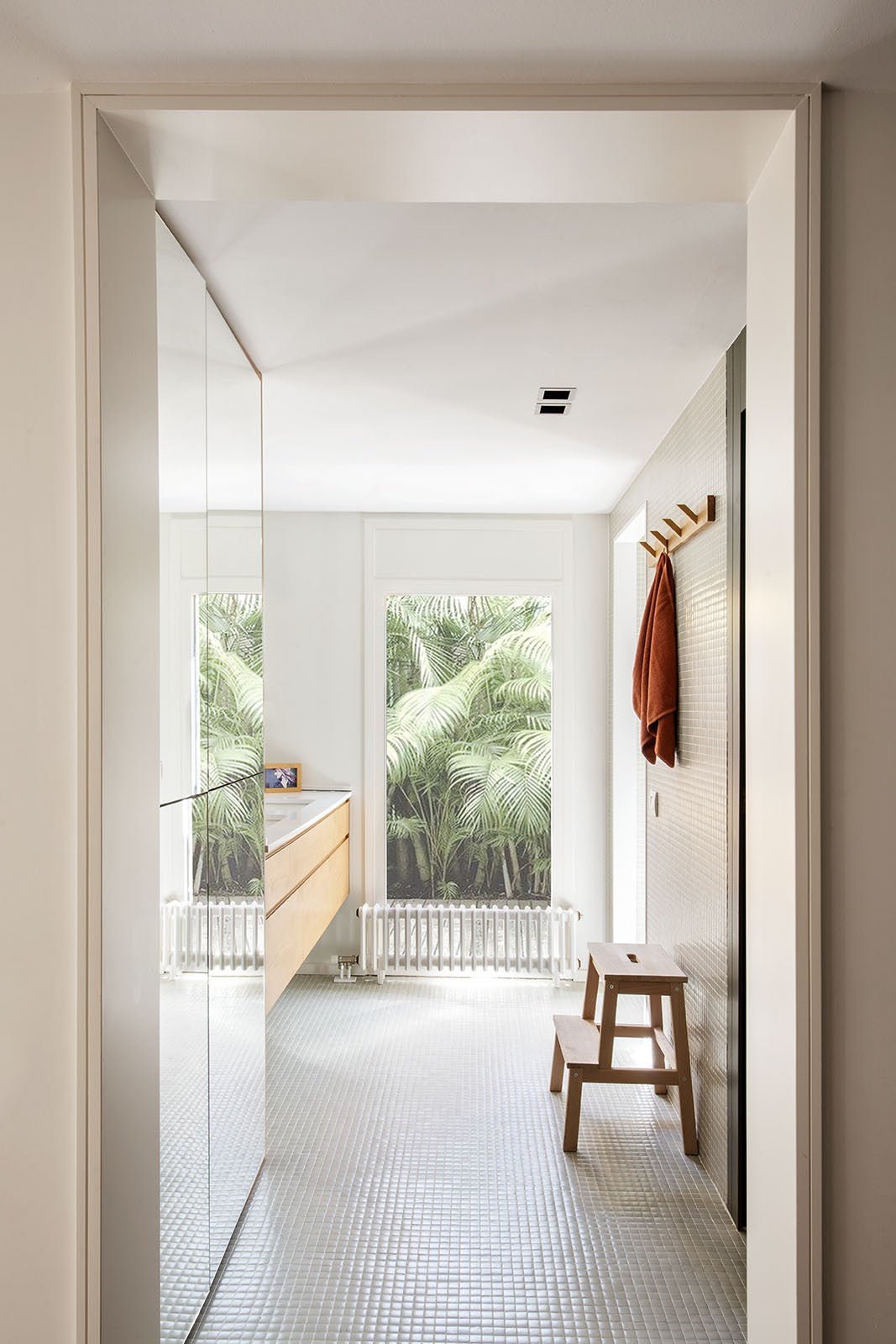 White Zeus Silestone