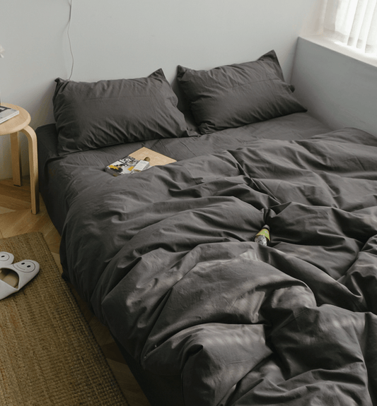 Earth Tone Bedding Set / Gray