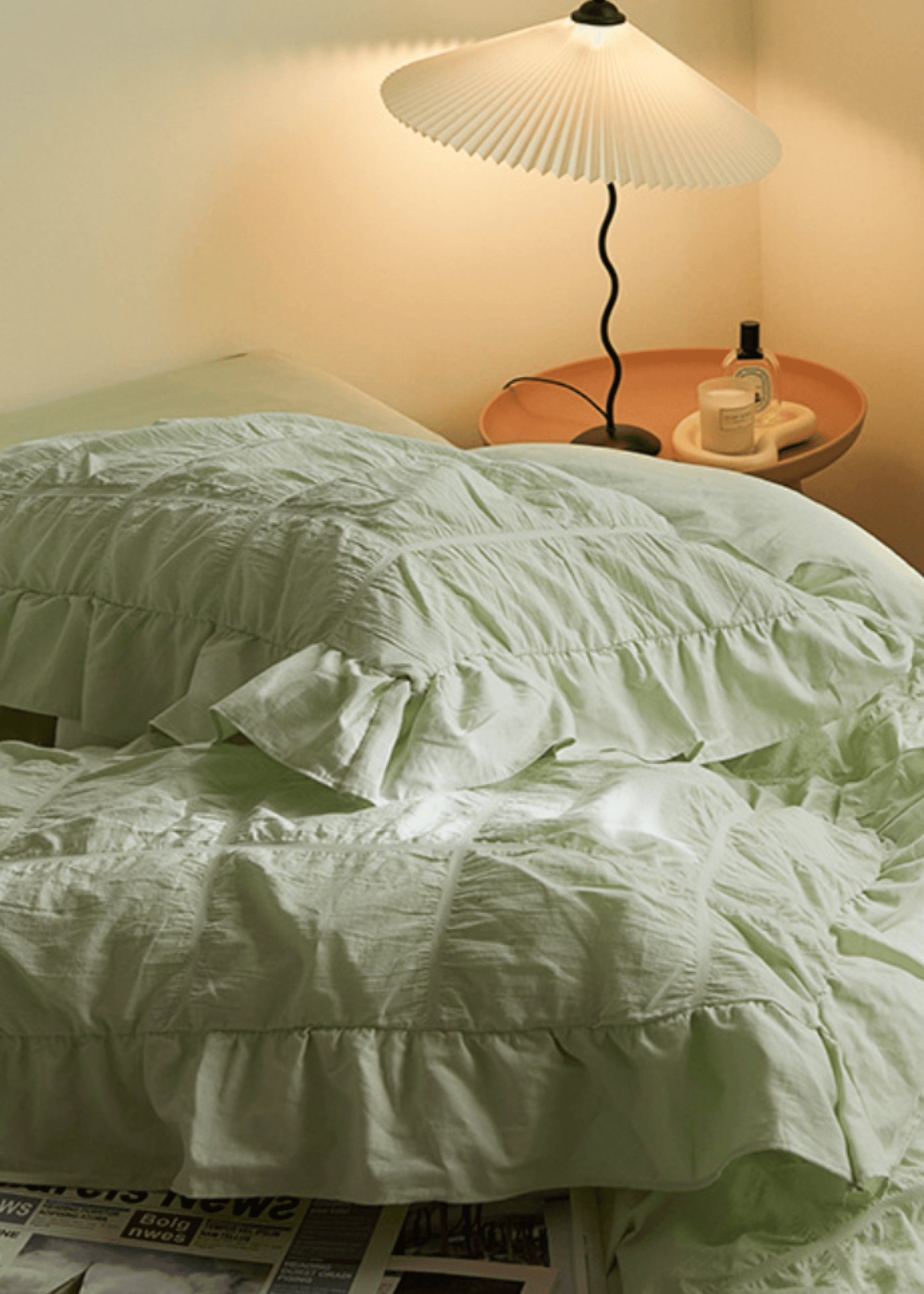 Earth Tone Marshmallow Puff Ruffle Bedding Set / Rust Pink