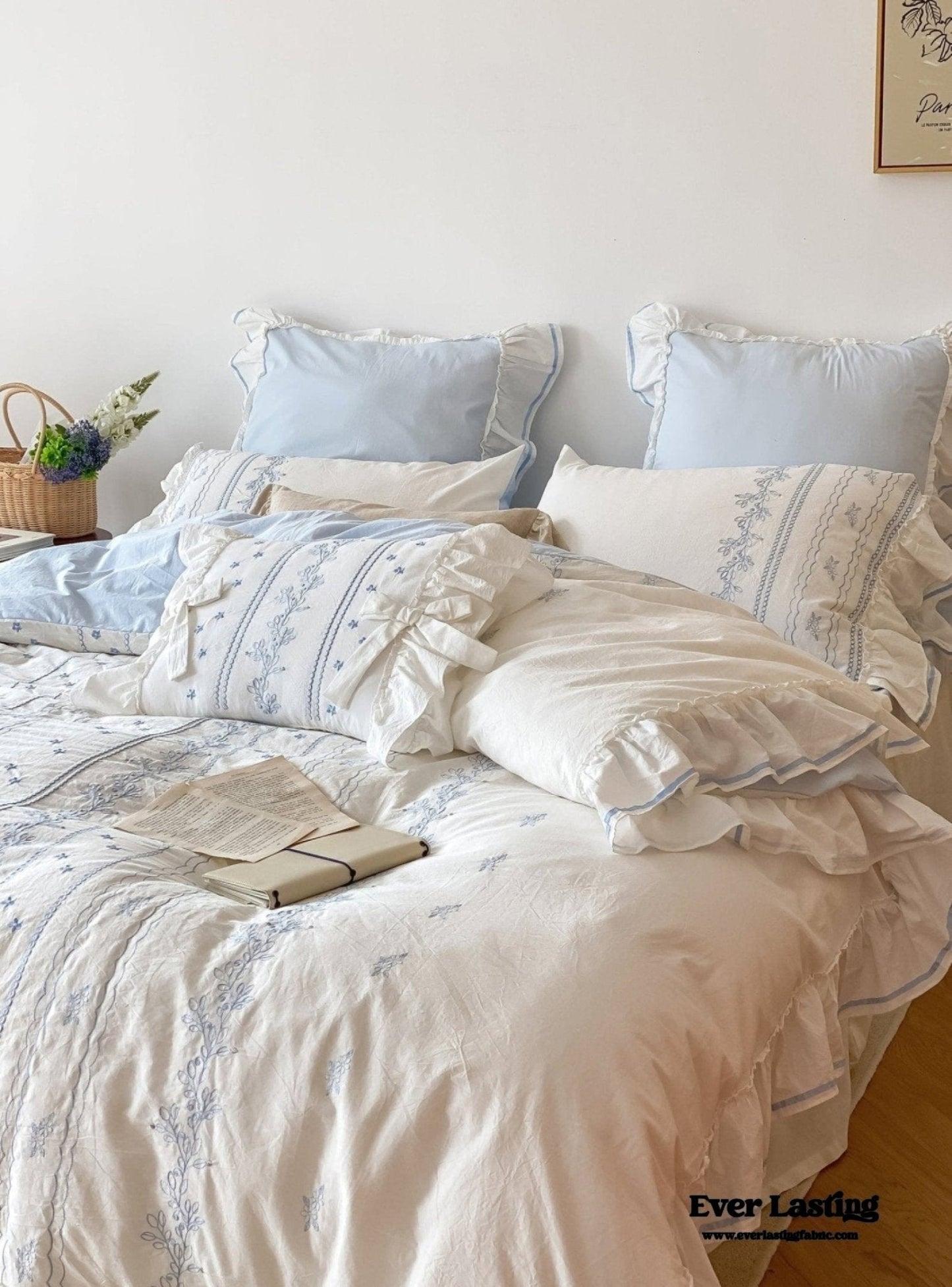 Embroidered French Lace Ruffle Pillowcases / Blue