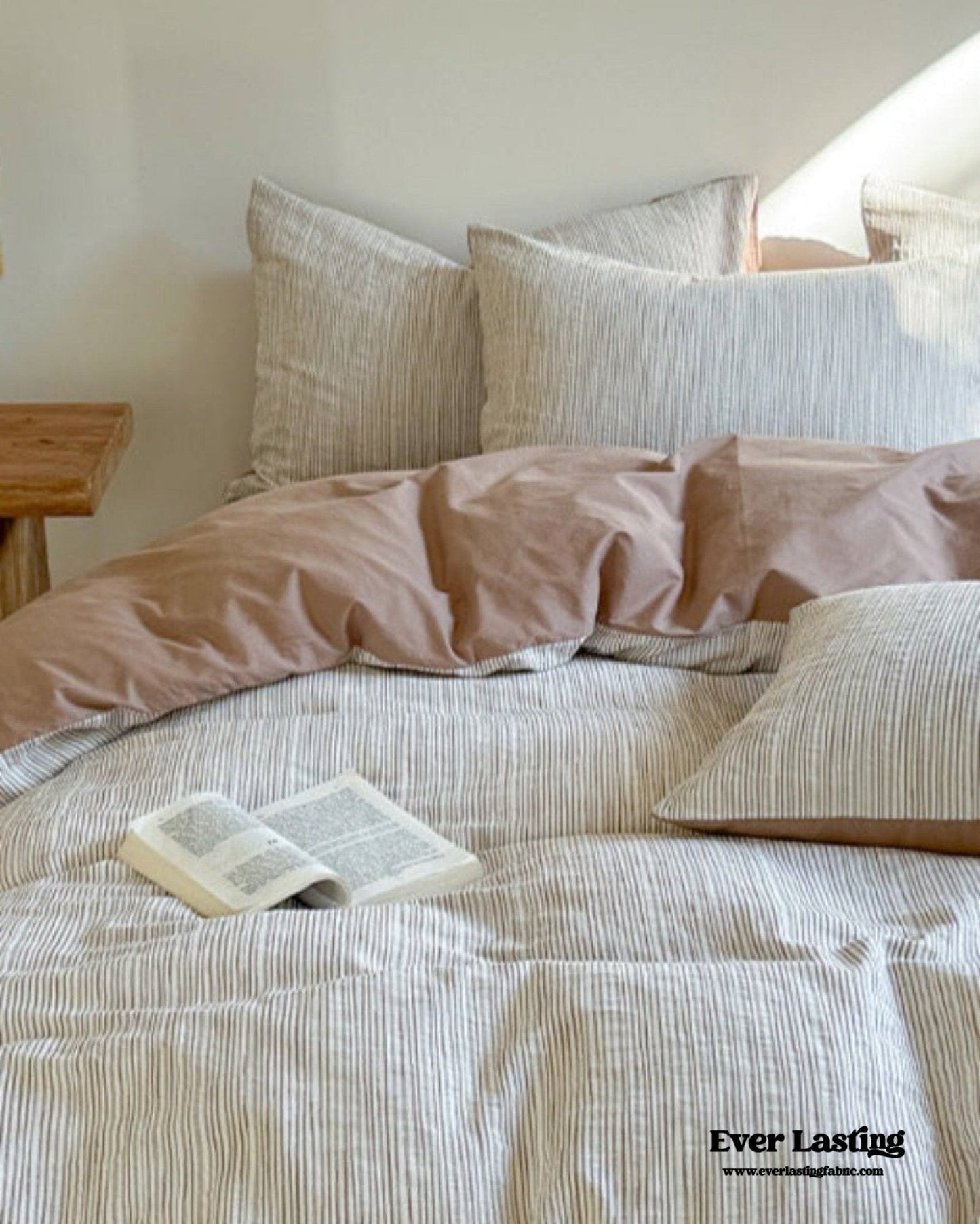 Emma Duo Striped Jacquard Bedding Set / Cream