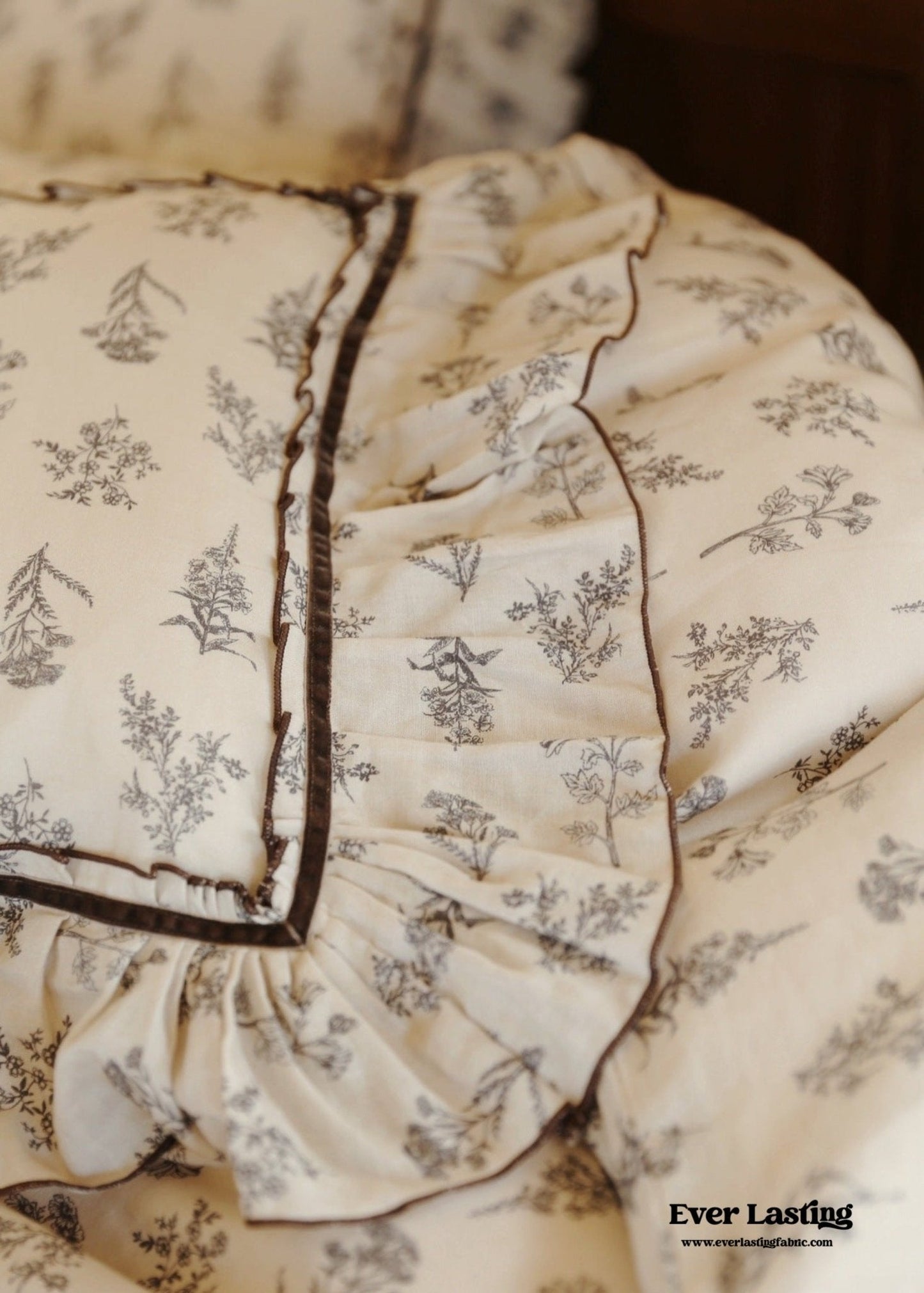 Evelina Baroque Vintage Floral Bedding Set