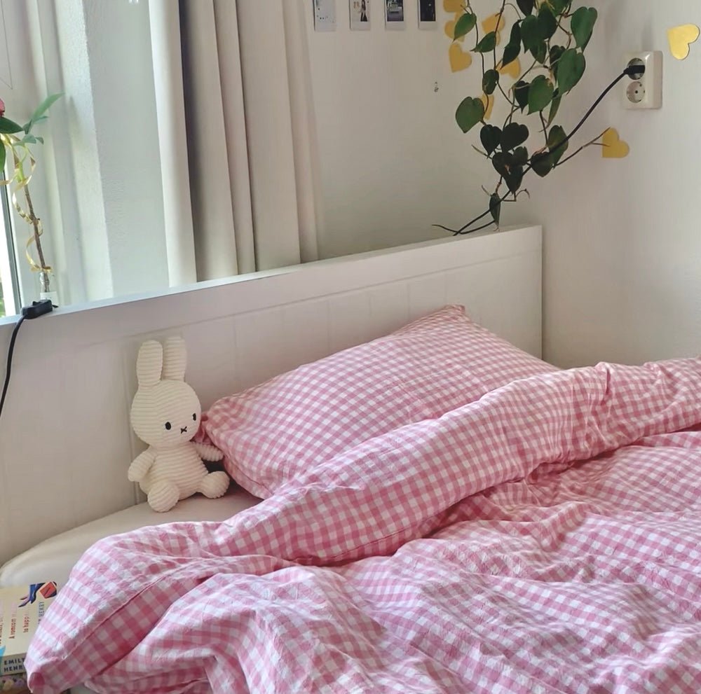 Gingham Bedding Set / Red