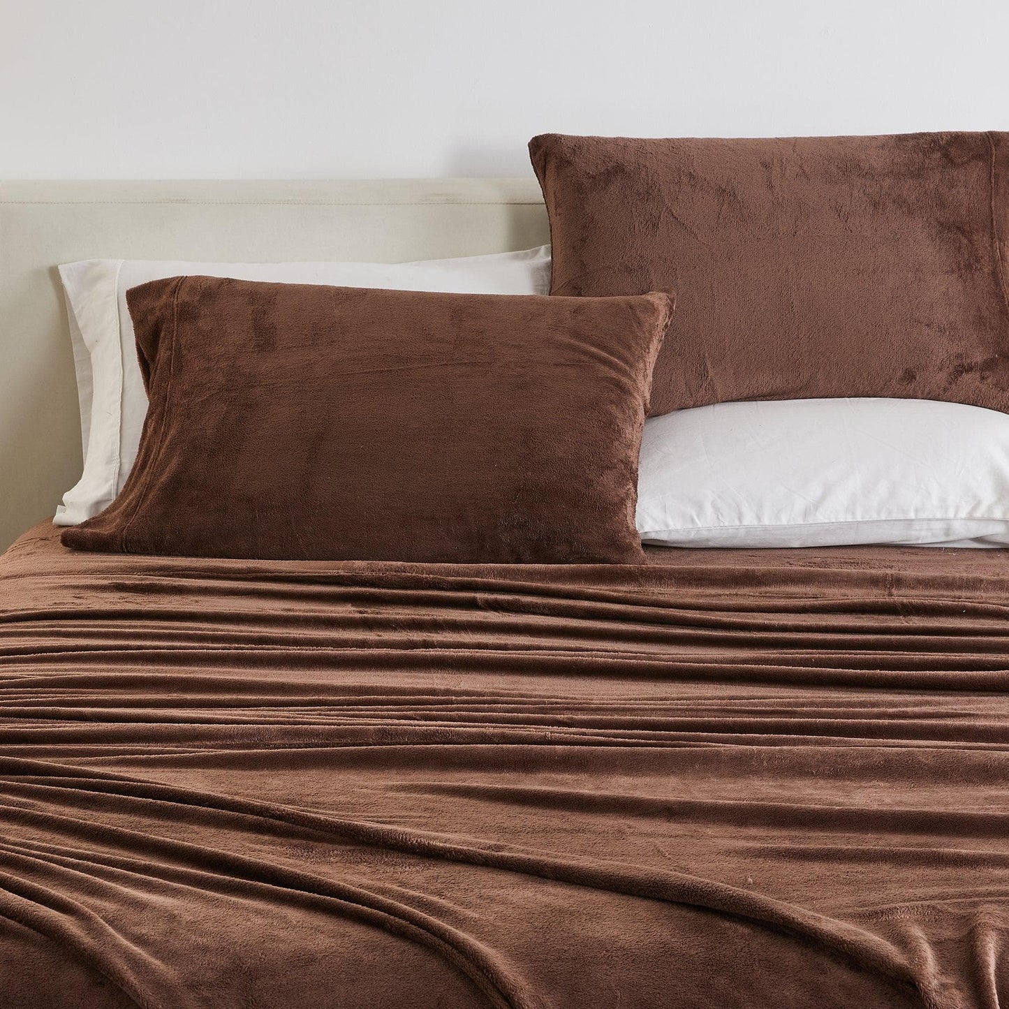 4-Piece Solid Plush Sheet - Velvet Luxe Collection