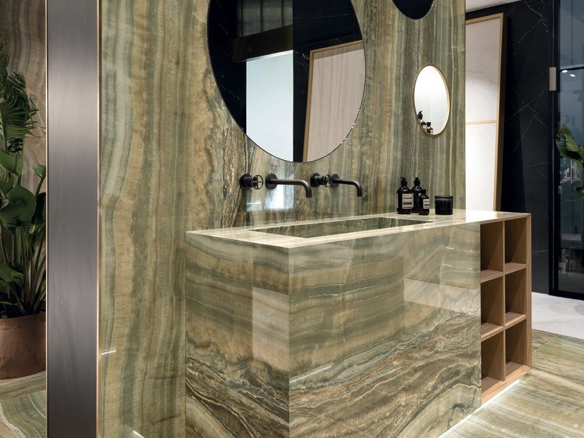 Green Vein Cut Onyx Maxfine