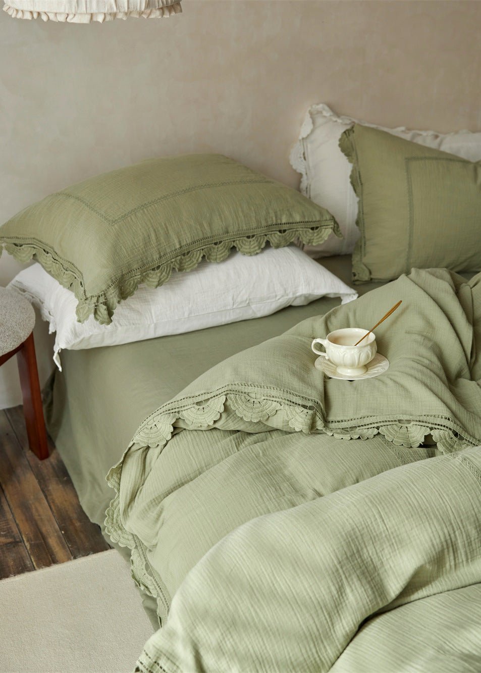 Isadora Lace Ruffle Double Gauze Bedding Set / Green