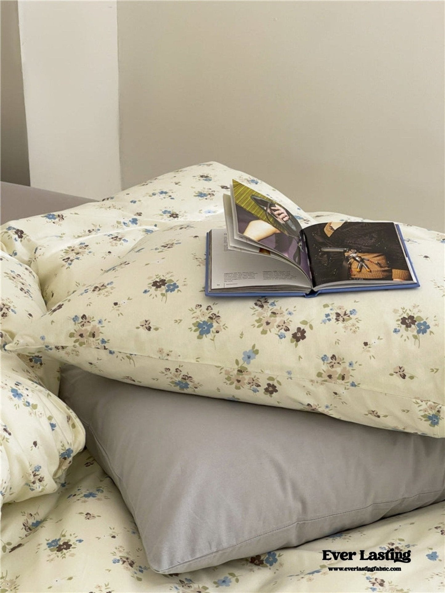 Jersey Knit Cotton Floral Bedding Set / Blueberry