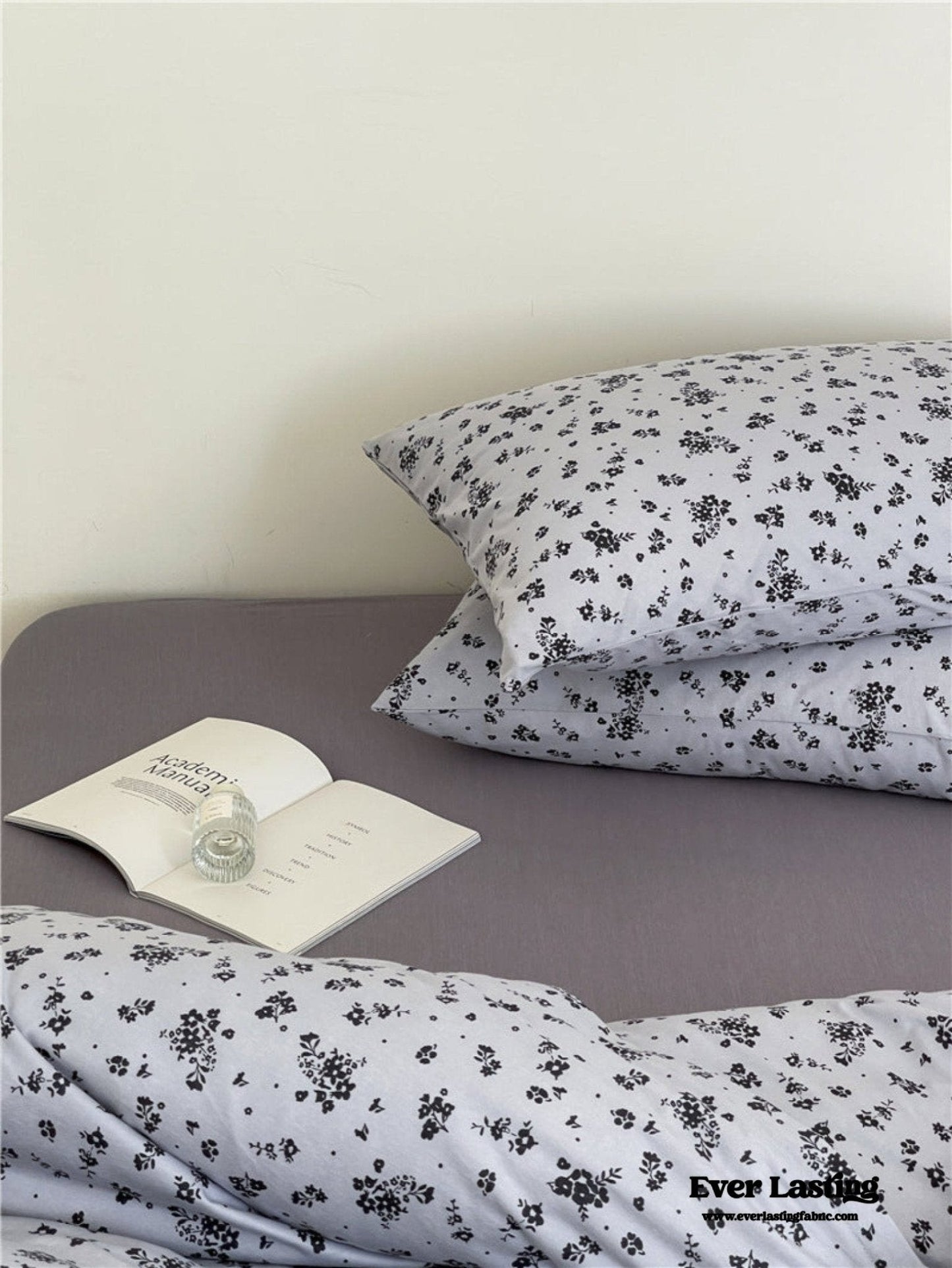 Jersey Knit Cotton Floral Bedding Set / Blueberry
