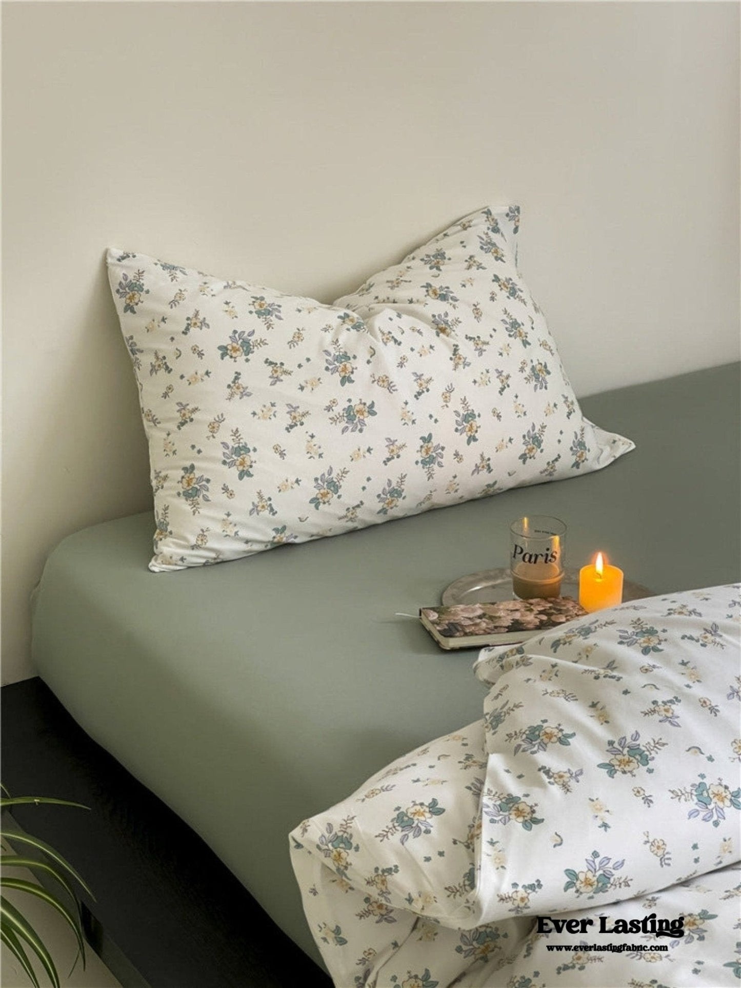 Jersey Knit Cotton Floral Bedding Set / Blueberry