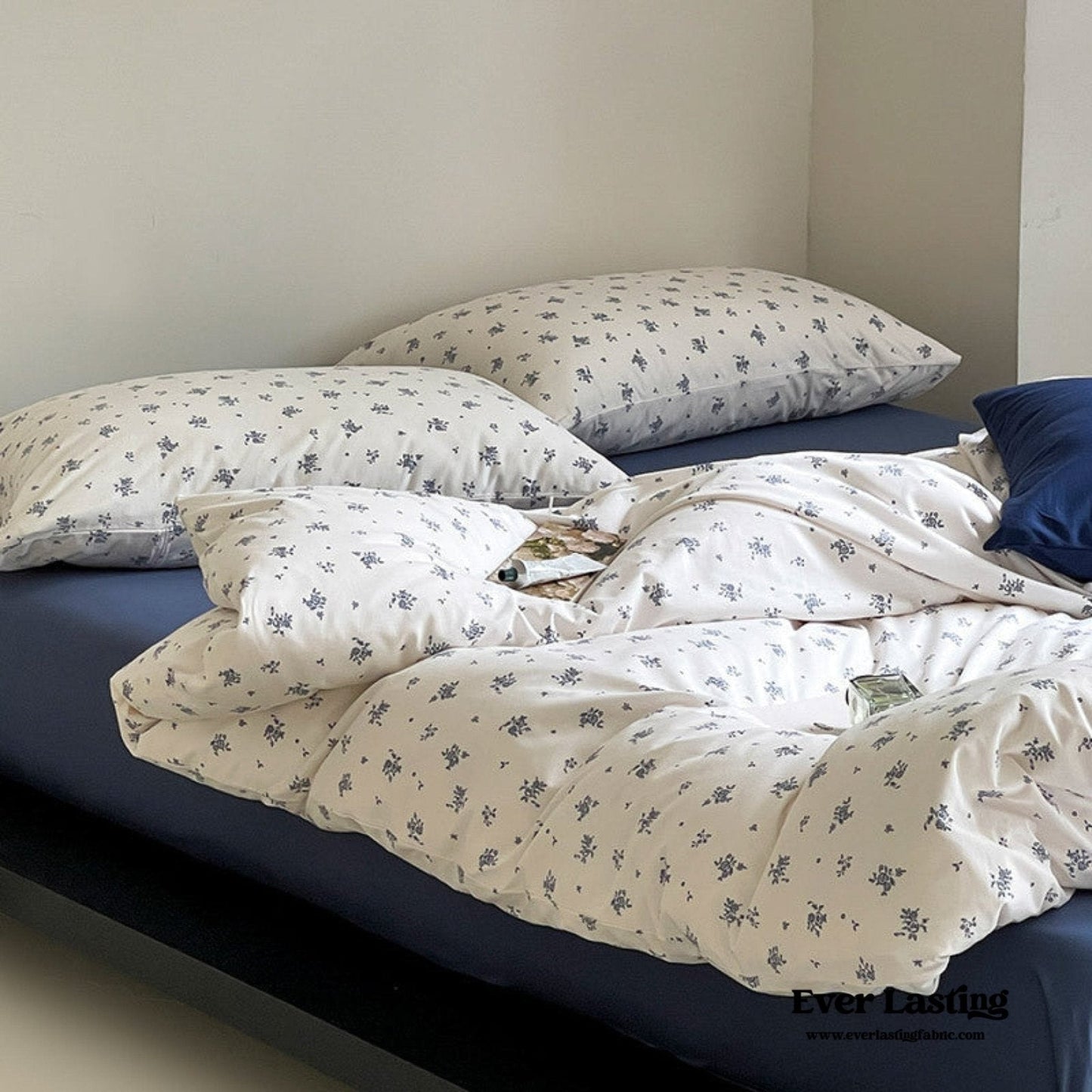 Jersey Knit Cotton Floral Bedding Set / Blueberry