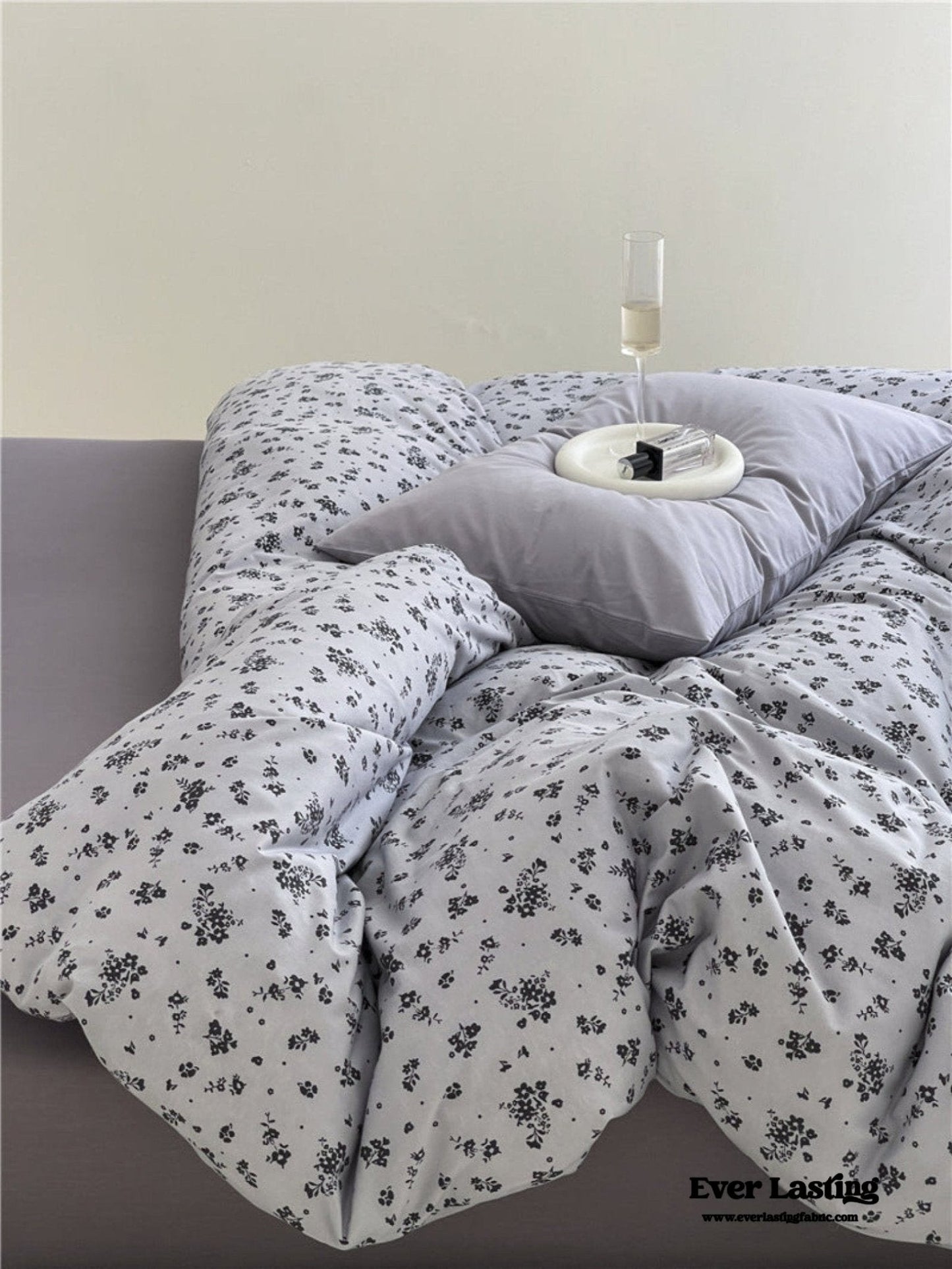 Jersey Knit Cotton Floral Bedding Set / Blueberry