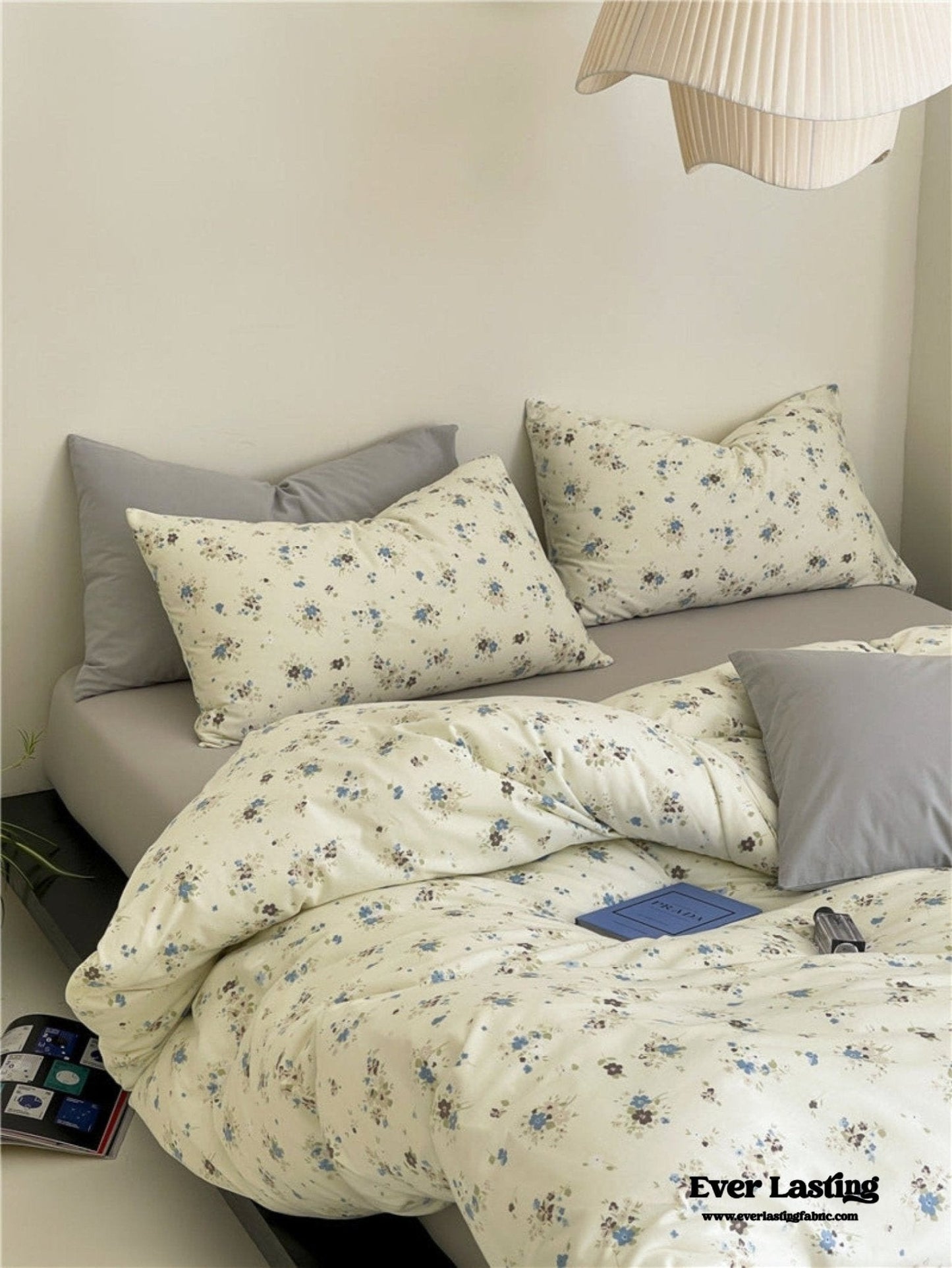 Jersey Knit Cotton Floral Bedding Set / Blueberry