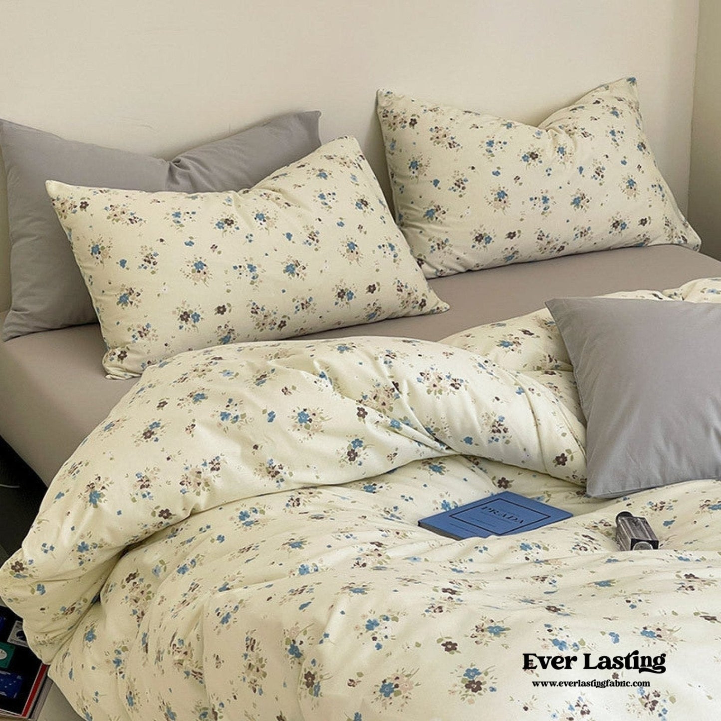 Jersey Knit Cotton Floral Bedding Set / Blueberry
