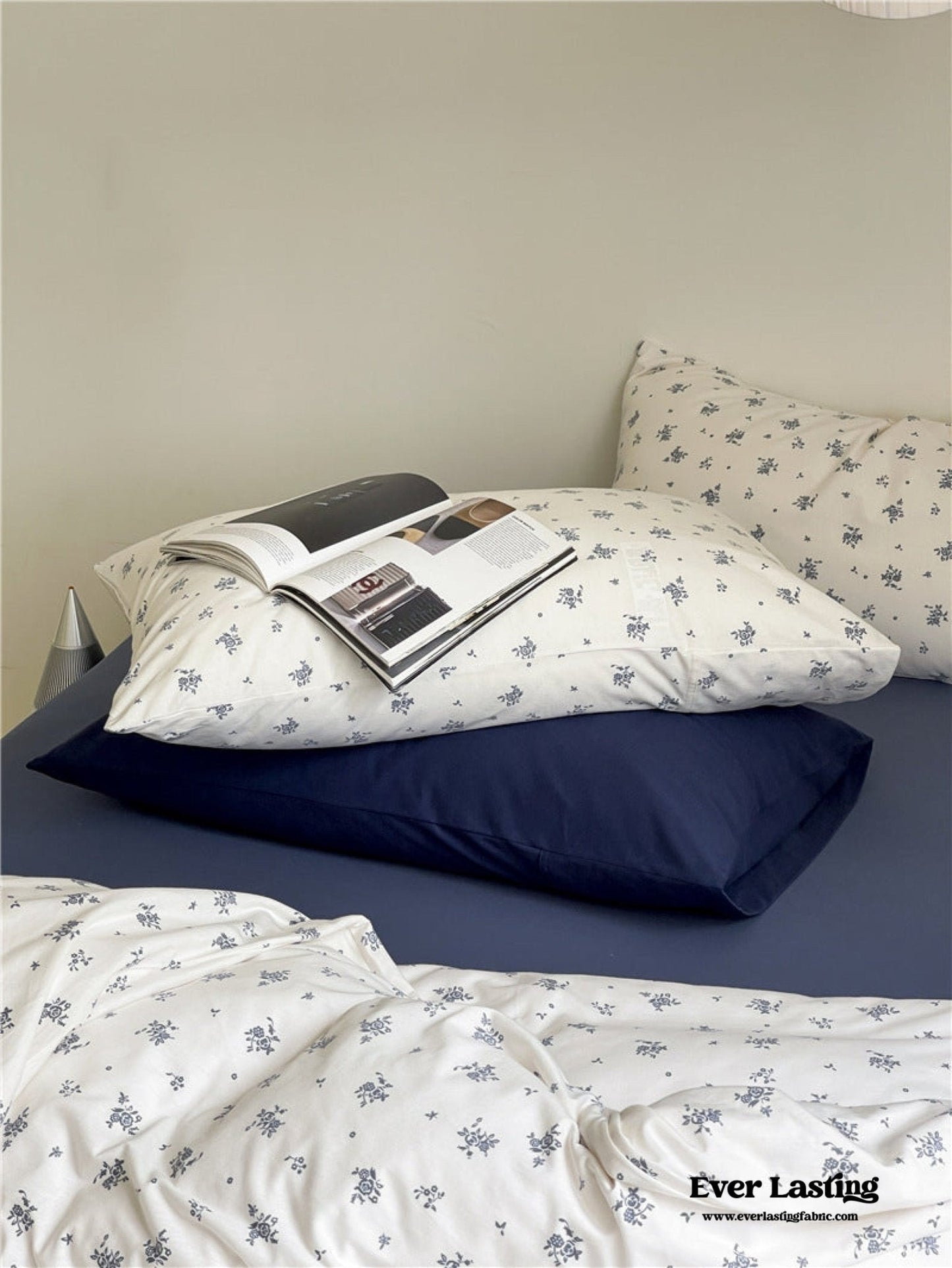 Jersey Knit Cotton Floral Bedding Set / Blueberry