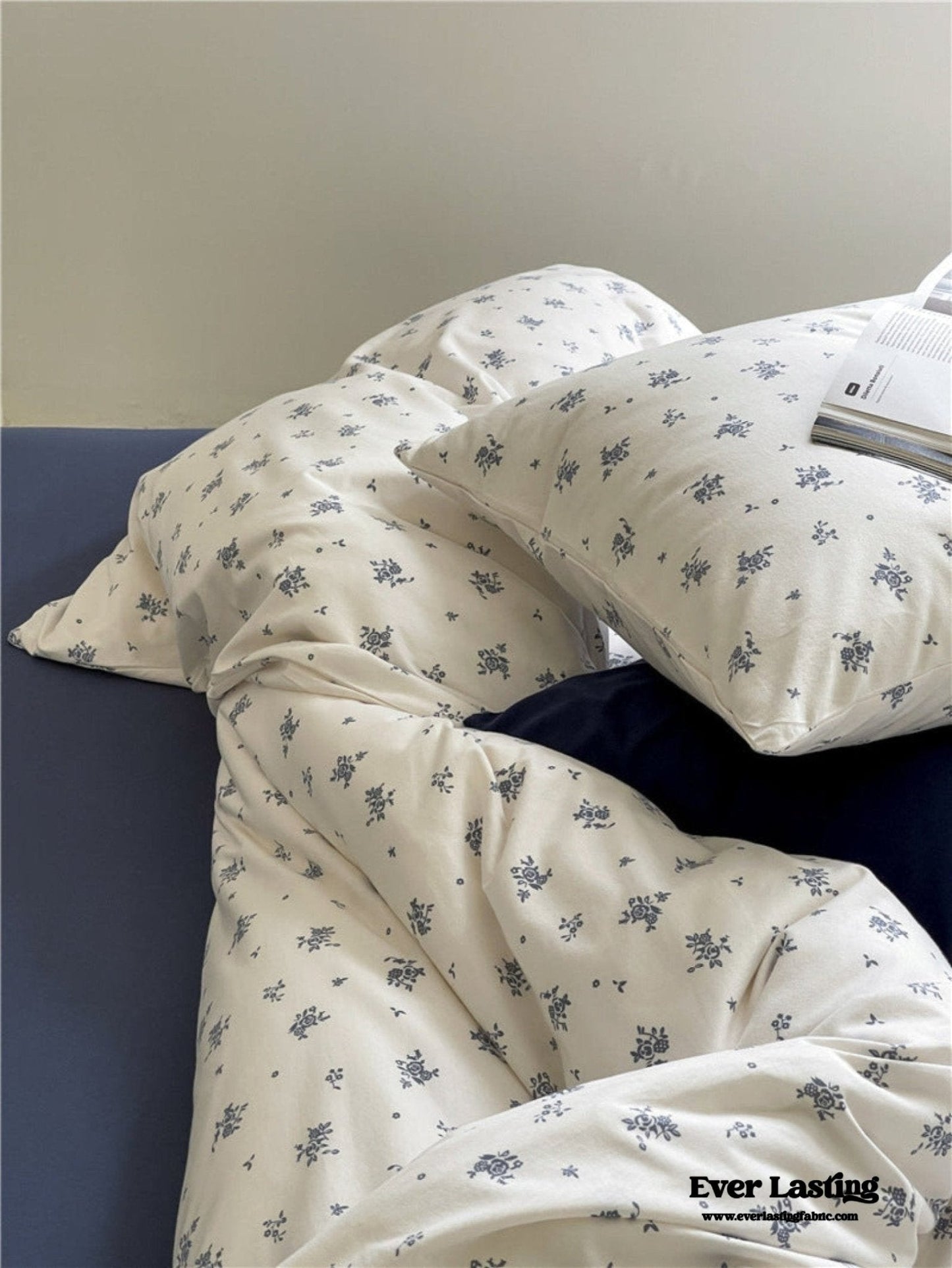 Jersey Knit Cotton Floral Bedding Set / Blueberry