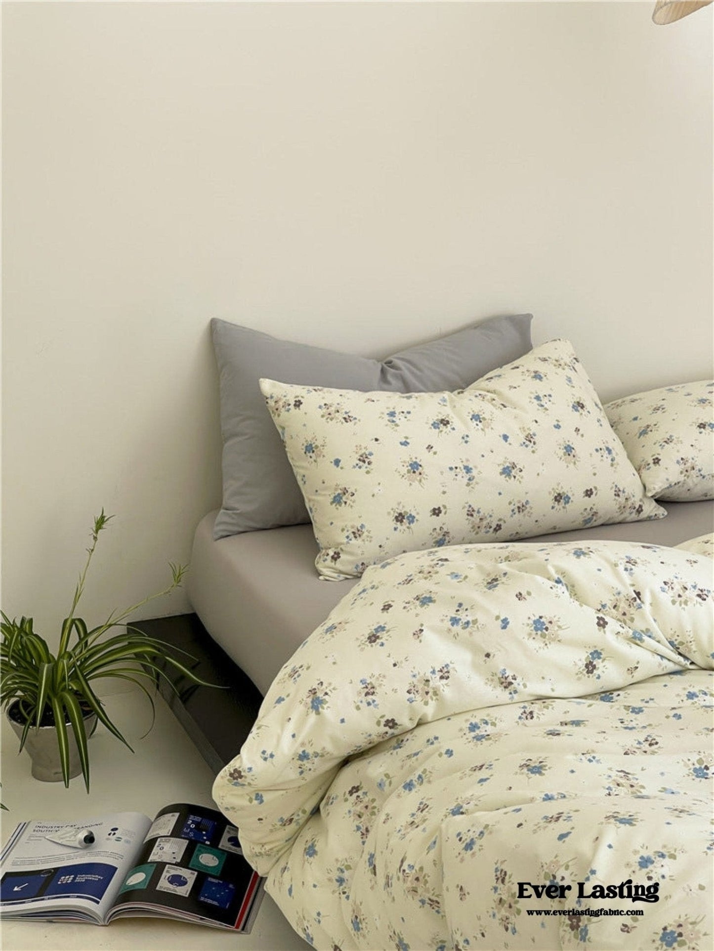 Jersey Knit Cotton Floral Bedding Set / Blueberry