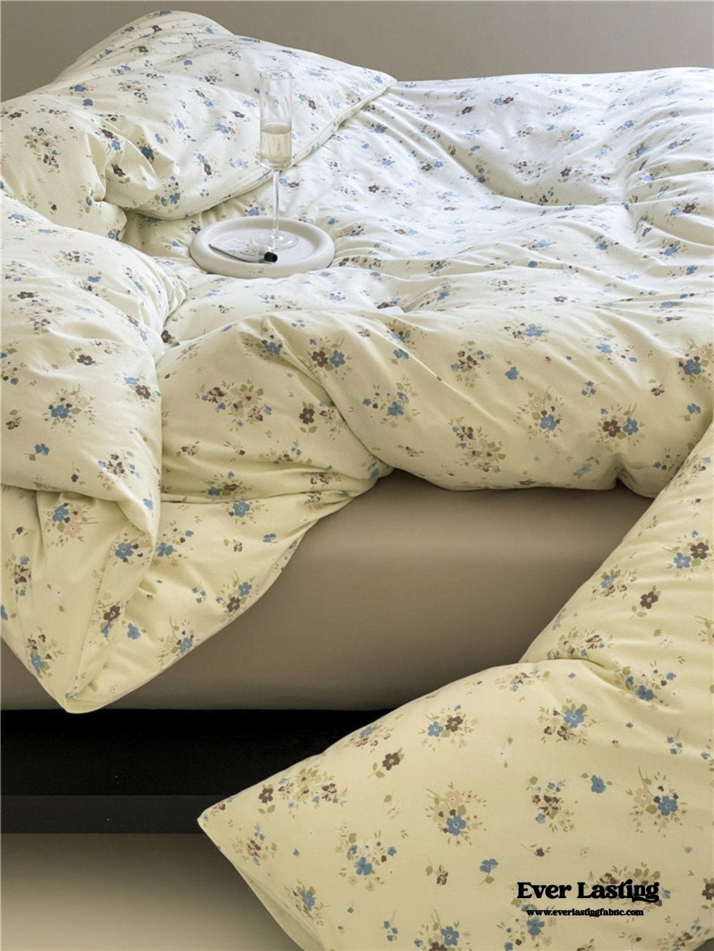 Jersey Knit Cotton Floral Bedding Set / Blueberry