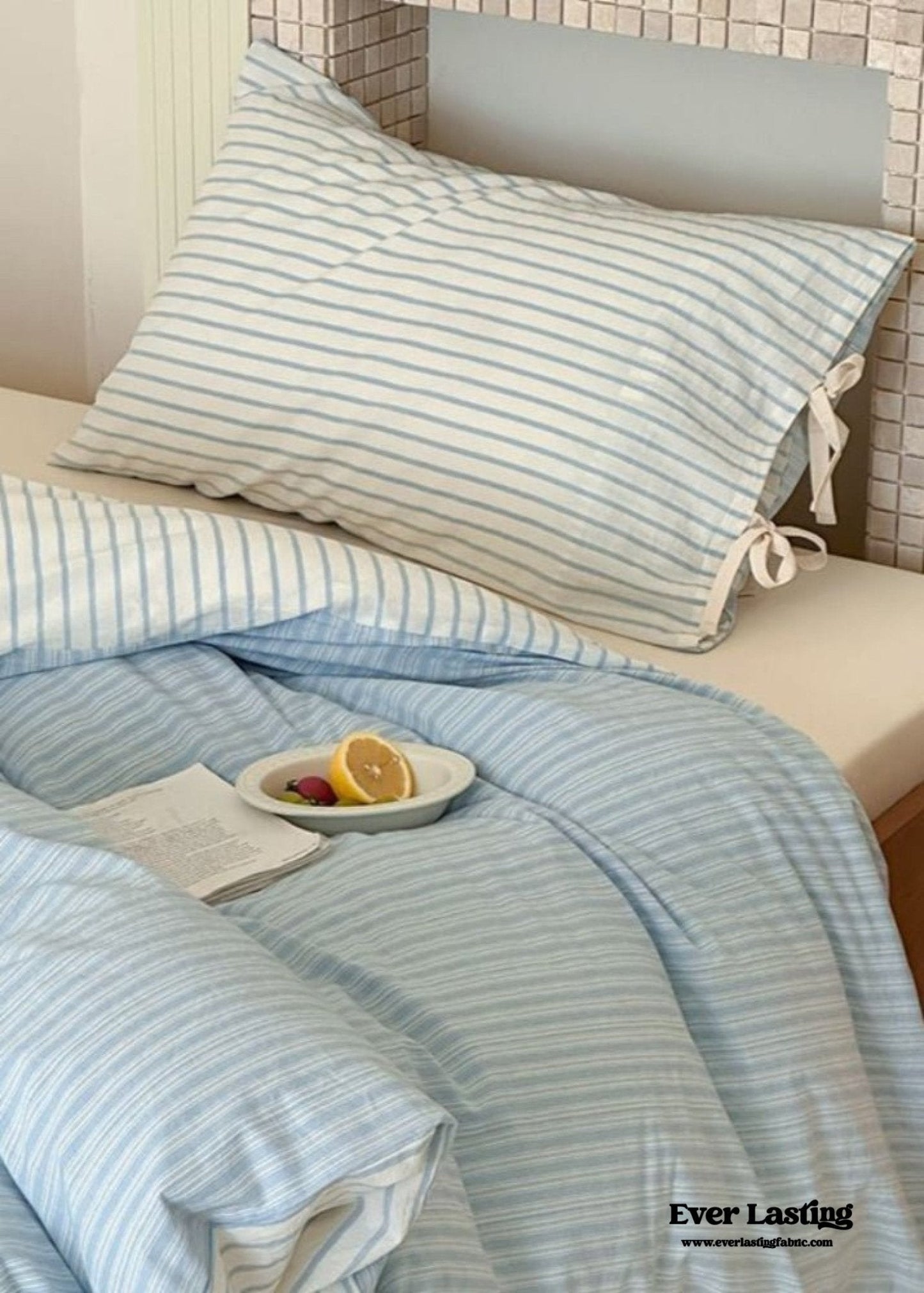 Josie Bow Tied Striped Bedding Set / Blue