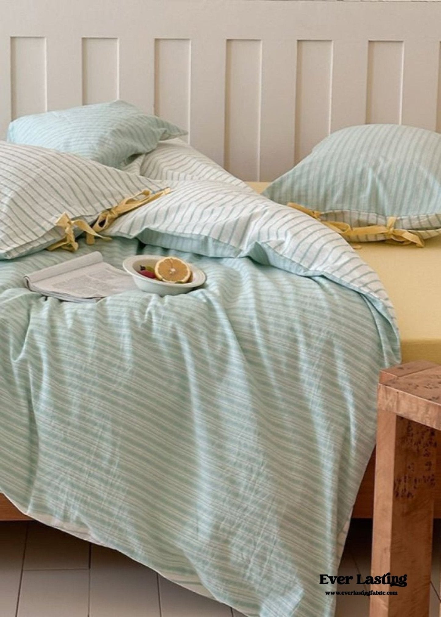 Josie Bow Tied Striped Bedding Set / Blue
