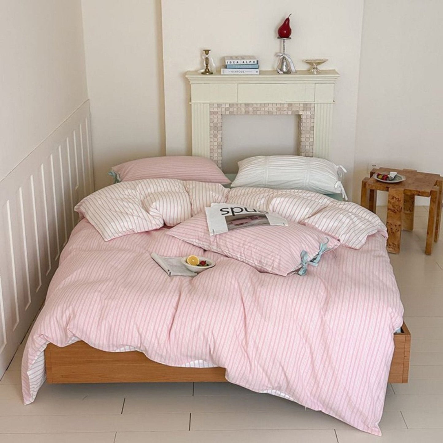 Josie Bow Tied Striped Bedding Set / Cream