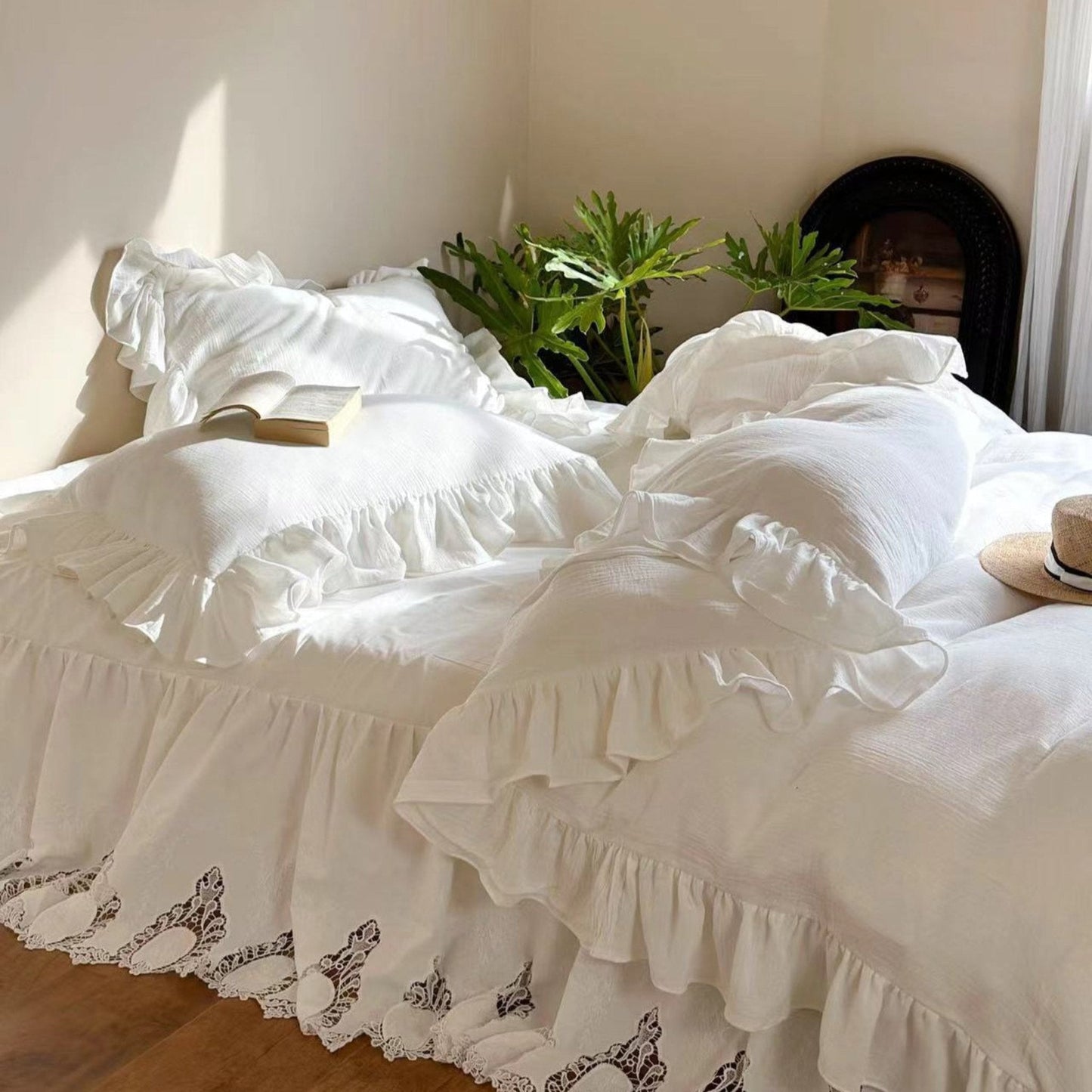 Liliane Elegant Ruffle Double Gauze Bedding Set / French Simple