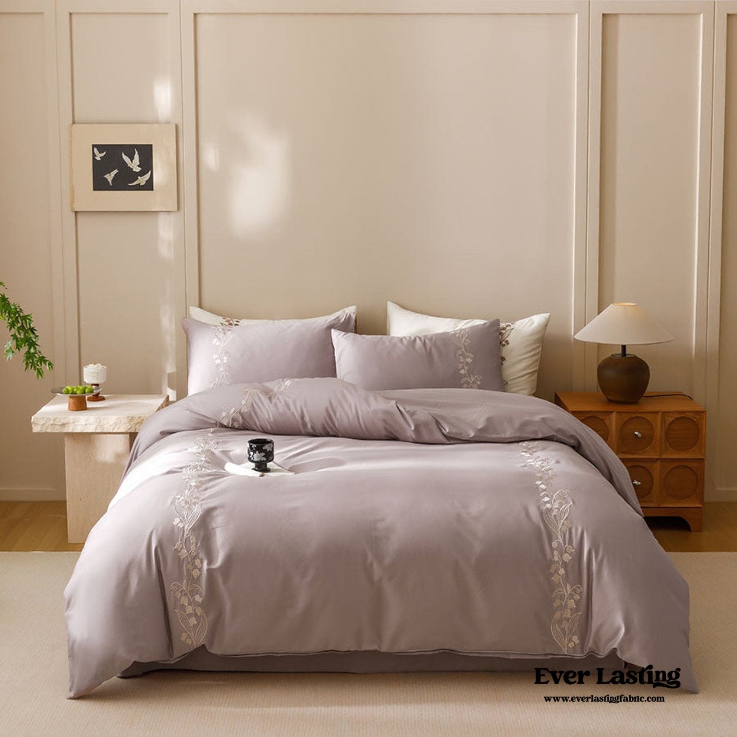 Lily of the Valley Embroidered Silky Bedding Set / Green