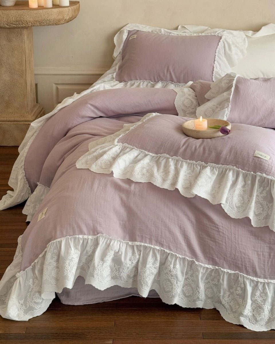 Macaroon French Lace Ruffled Bedding Set / Blue