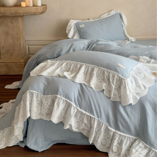 Macaroon French Lace Ruffled Bedding Set / Blue
