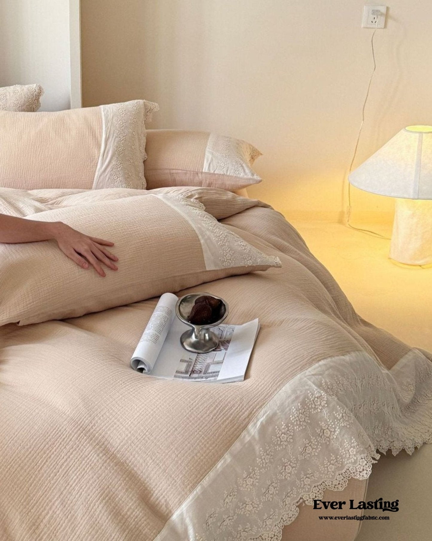 Margaux Lace Double Gauze Bedding Set / Beige Brown