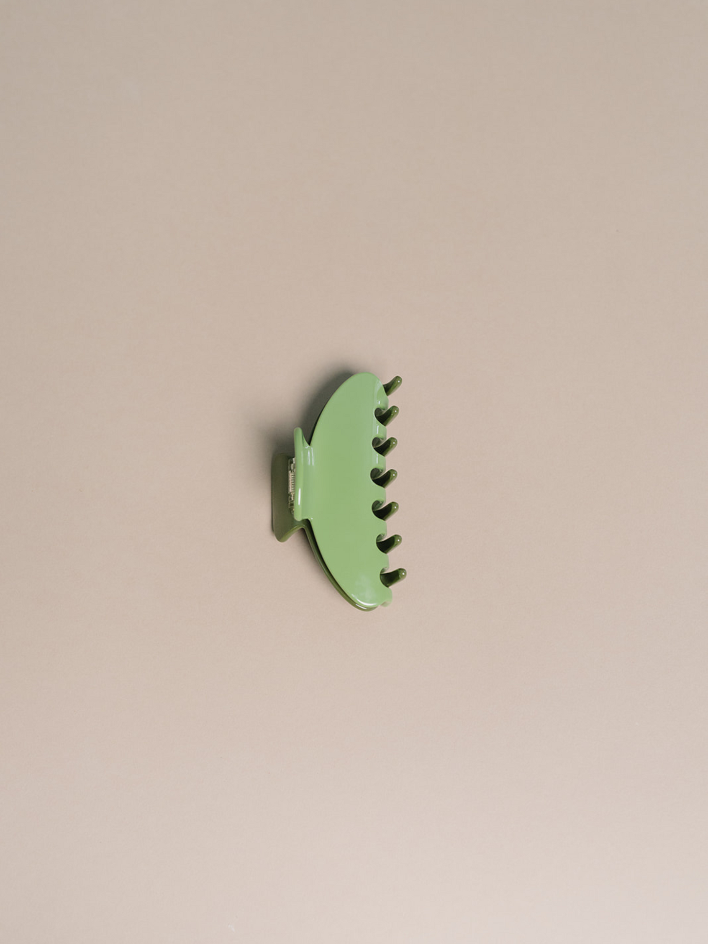 Medium Hair Claw - Pear