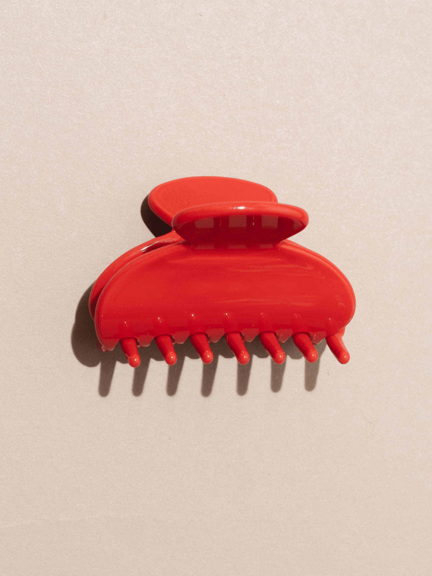 Small Hair Claw - Cherry