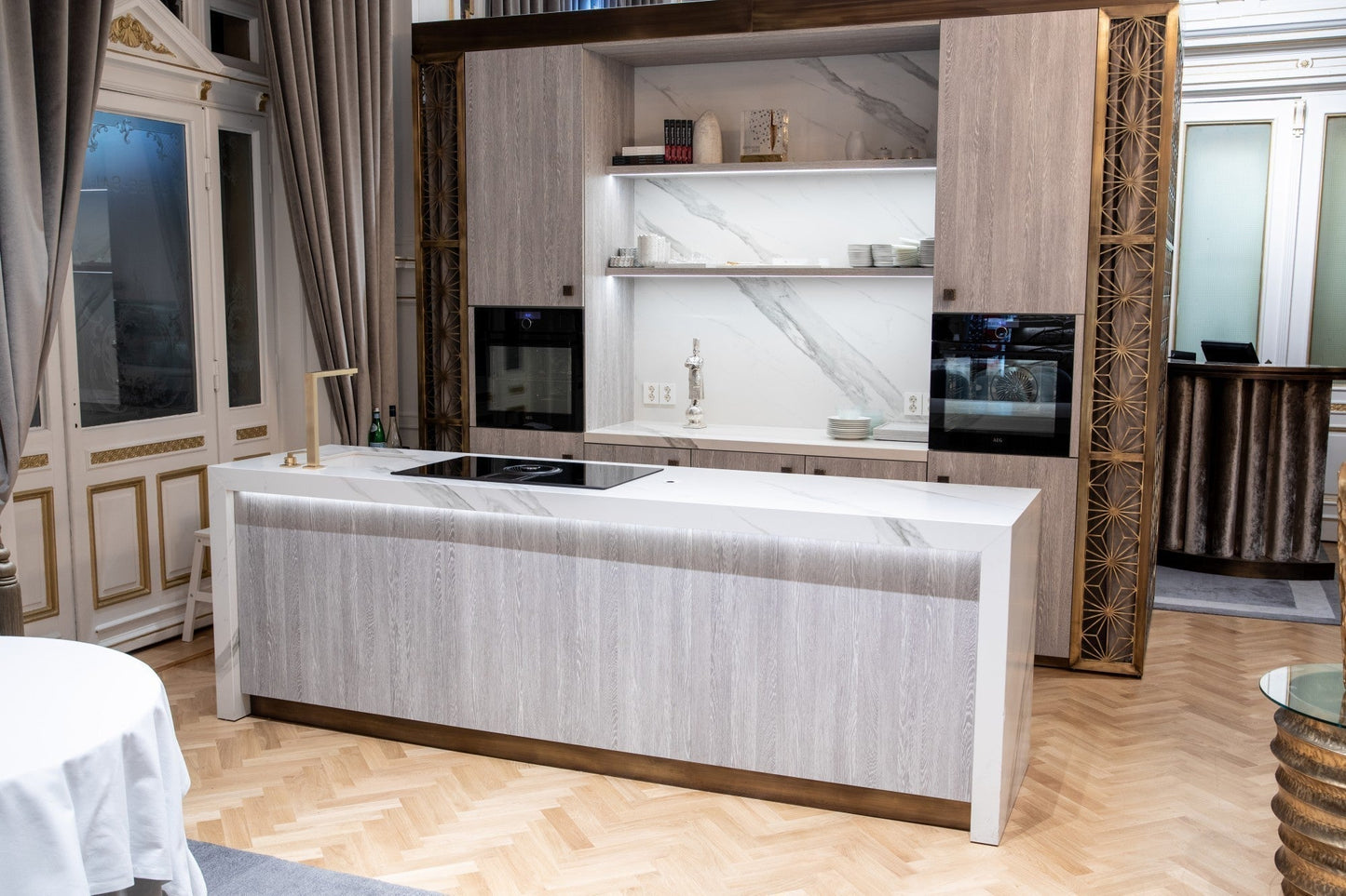 Opera Dekton