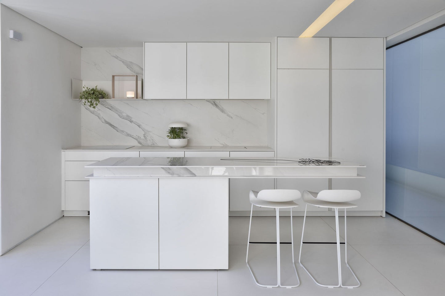 Opera Dekton