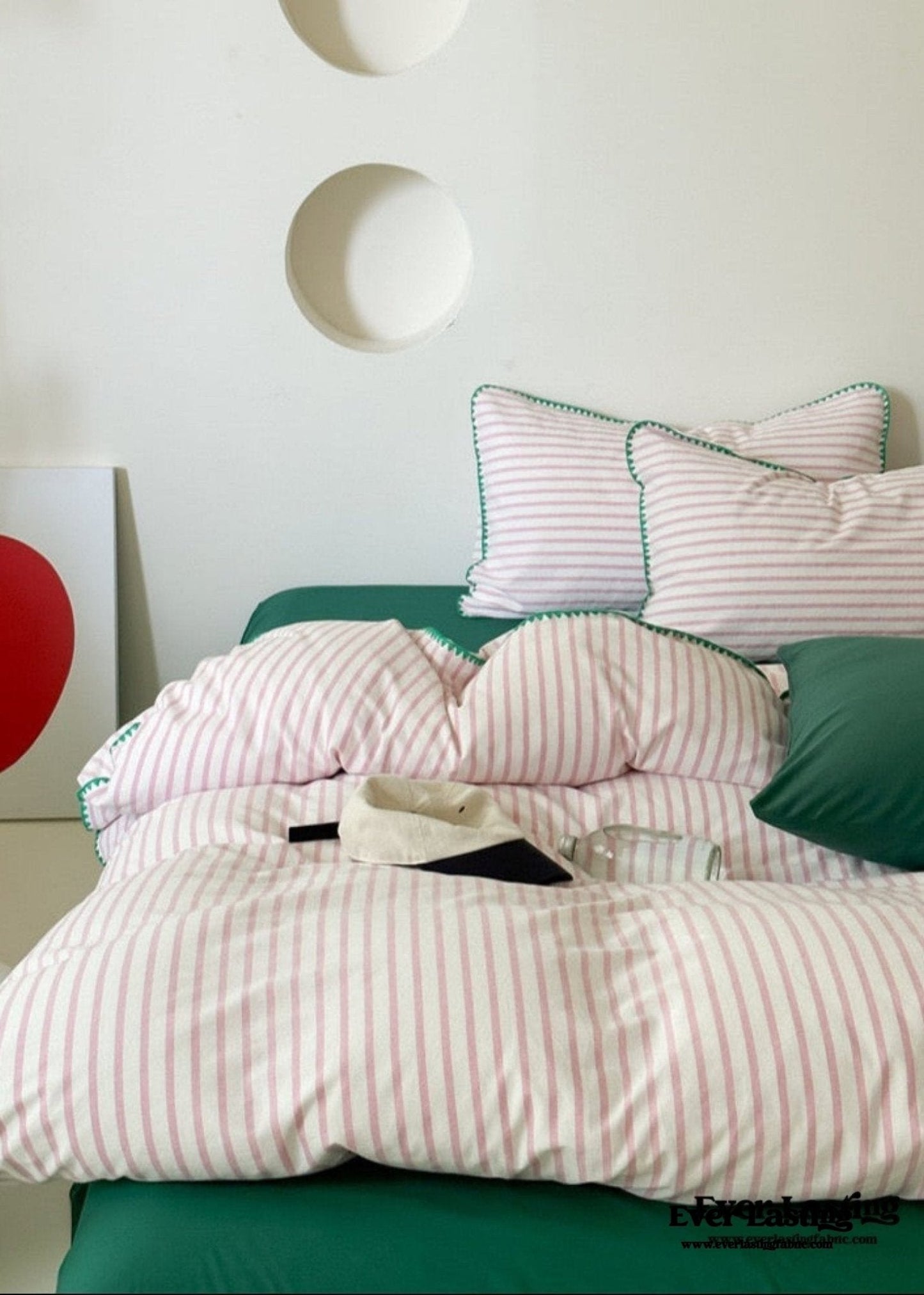 Pepper Candy Stripe Bedding Set / Fuchsia