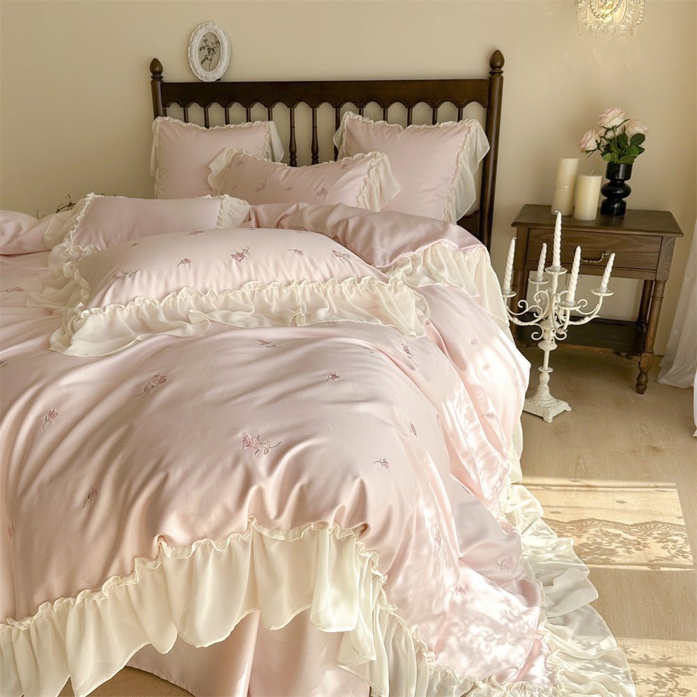 Rosalie Embroidered Cotton Ruffle Bedding Set / Ivory Blush