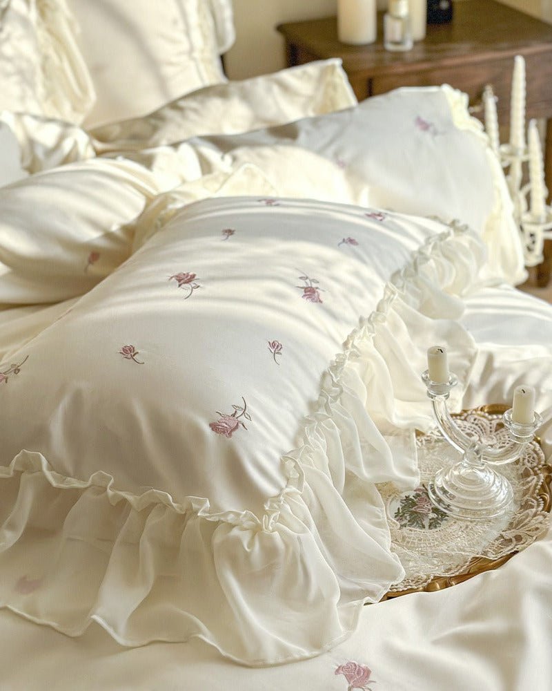 Rosalie Embroidered Cotton Ruffle Bedding Set / Ivory Blush