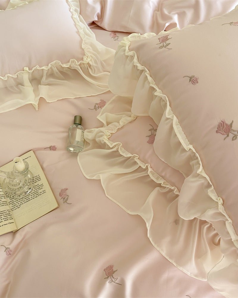 Rosalie Embroidered Cotton Ruffle Bedding Set / Ivory Blush