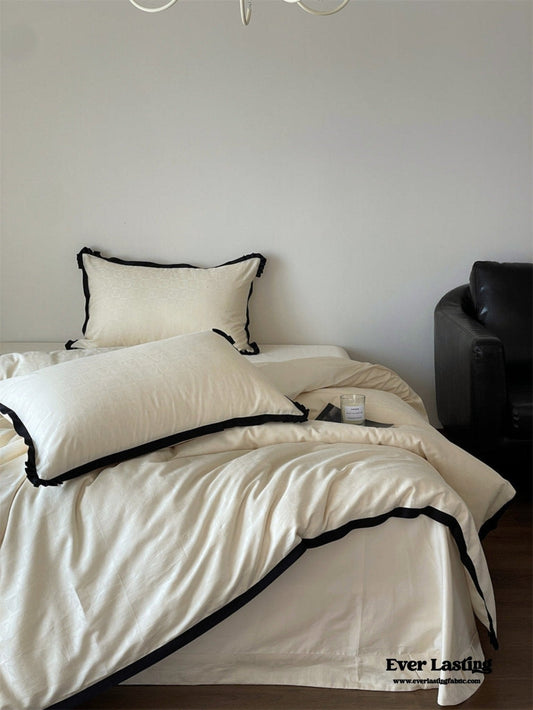 Silky Luxury Heart Textured Bedding Set / Cream