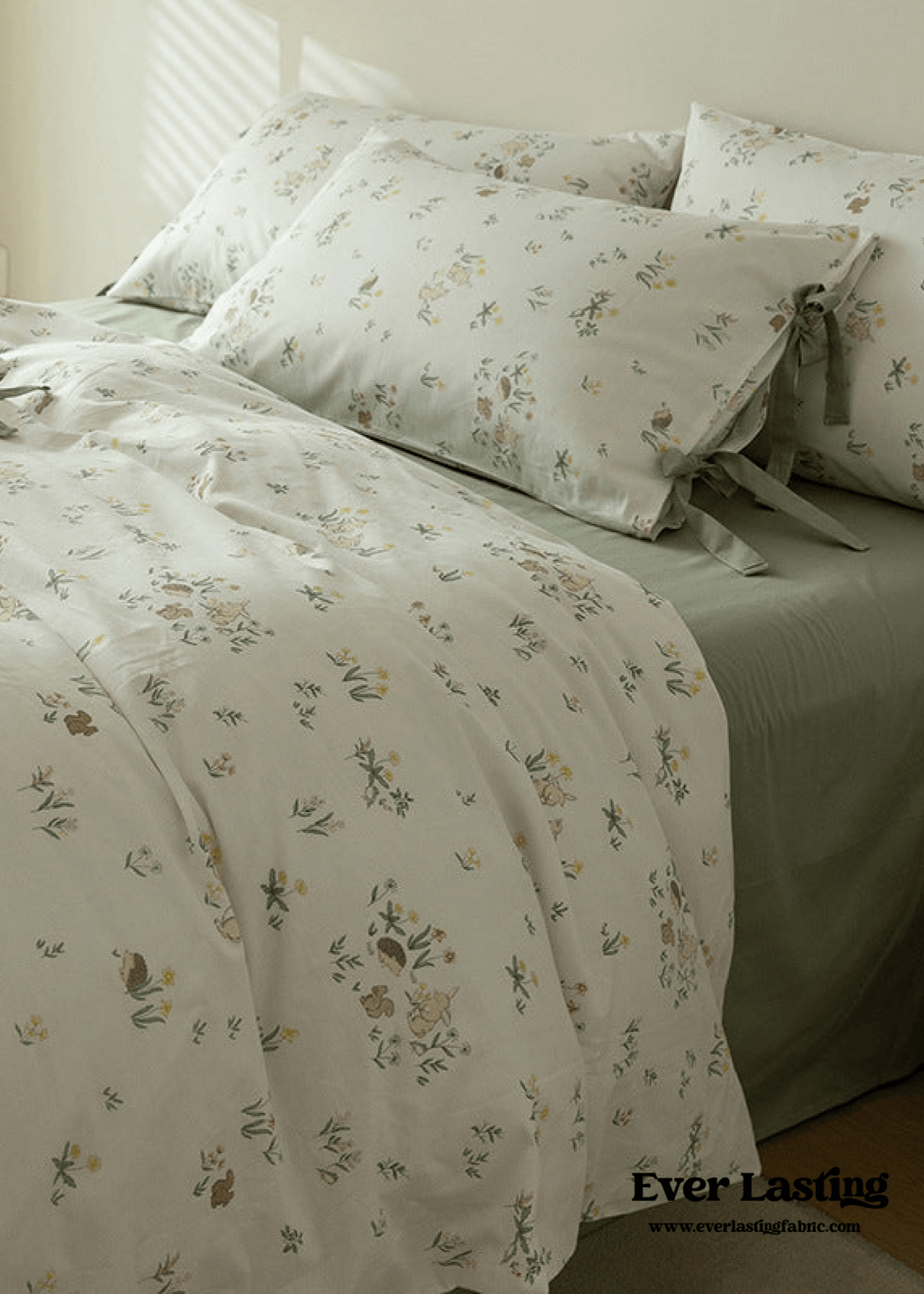Soft Cottage Blue Ribbon Bedding Set / Blue