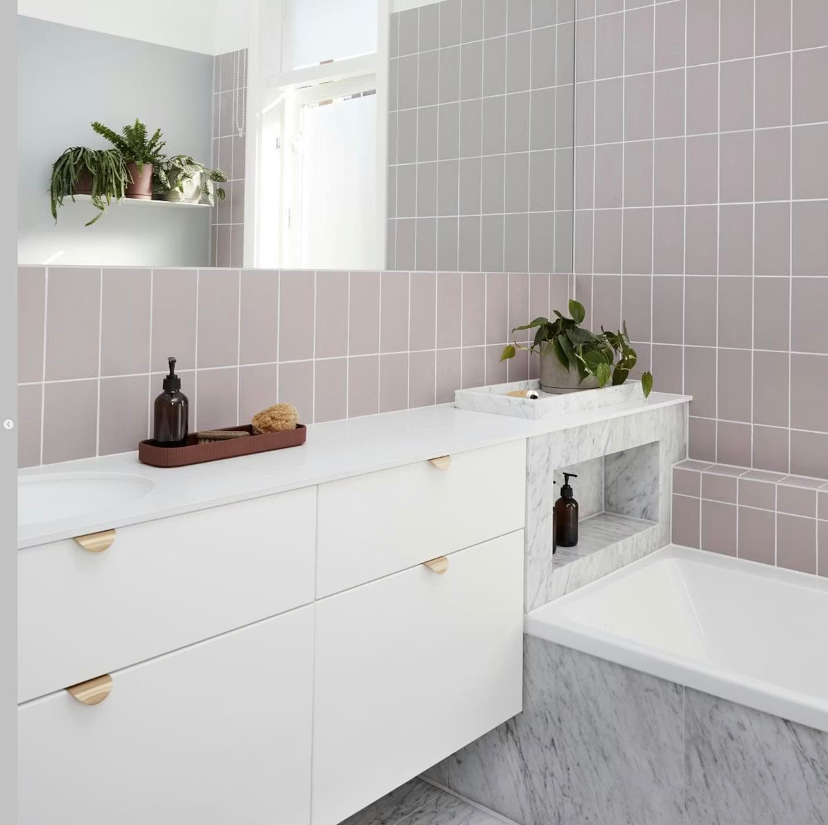 Miami White Silestone