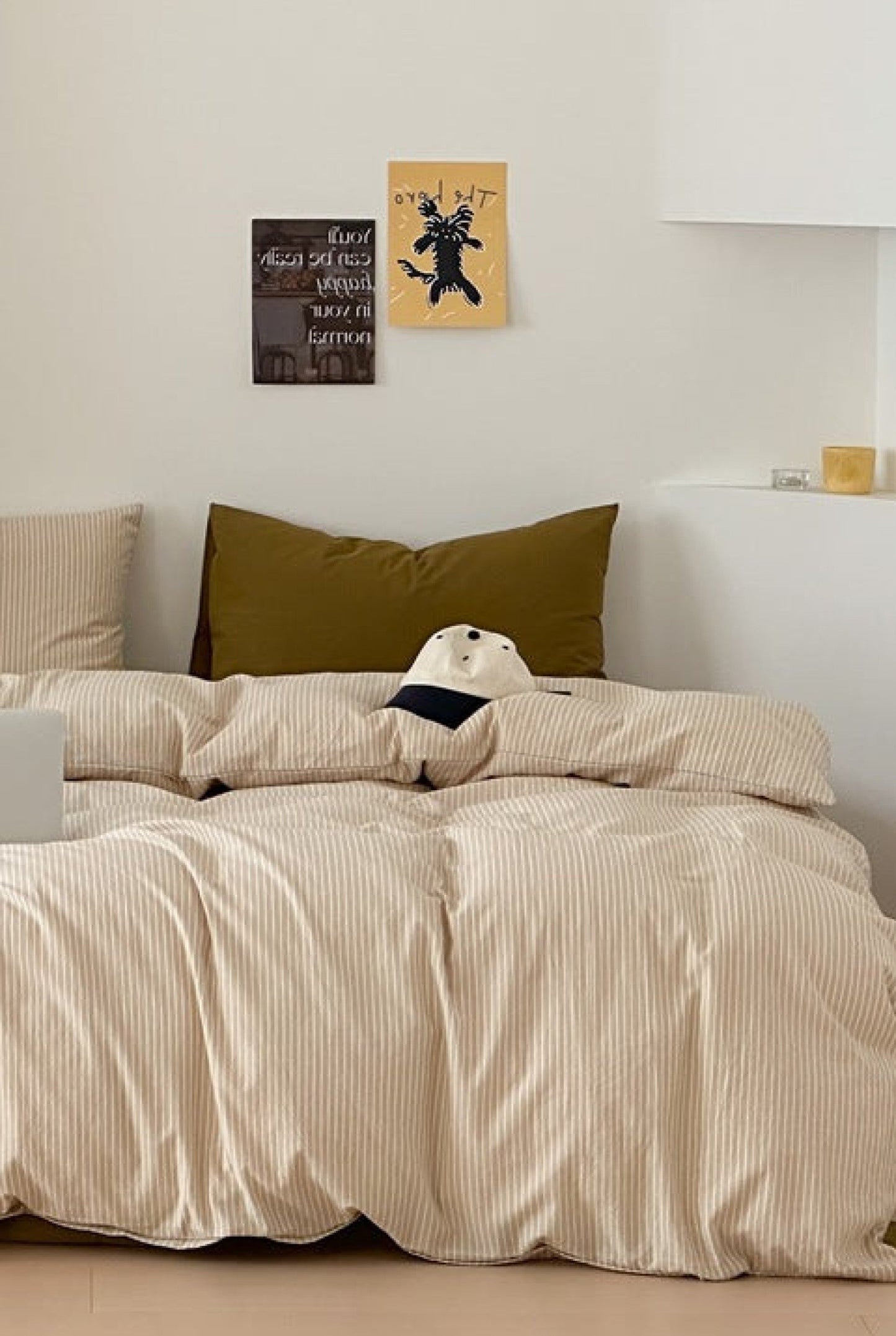 Thin Striped Bedding Set / Beige & Olive Green
