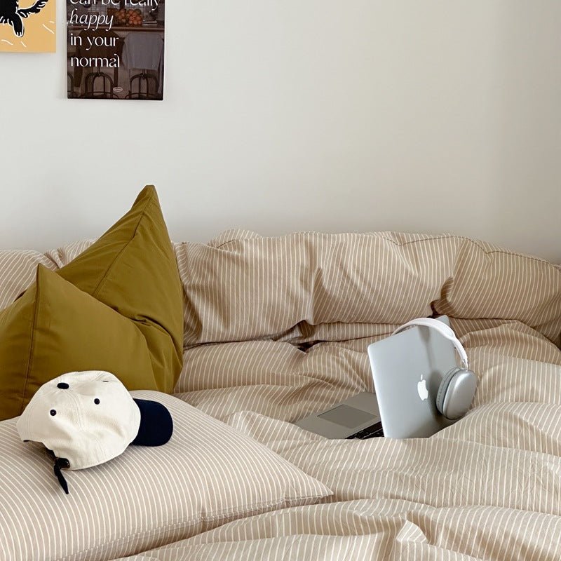 Thin Striped Bedding Set / Beige & Olive Green