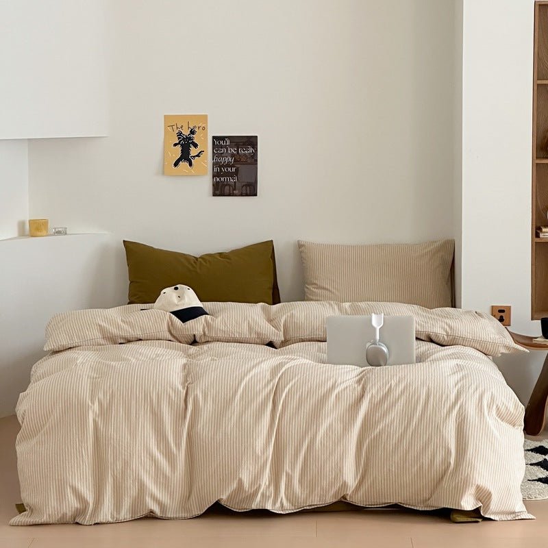 Thin Striped Bedding Set / Beige & Olive Green