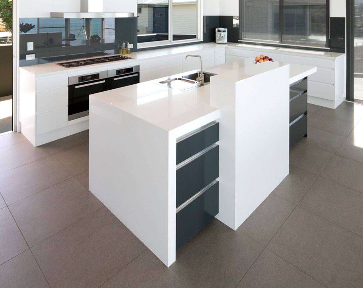Titanium Vicostone
